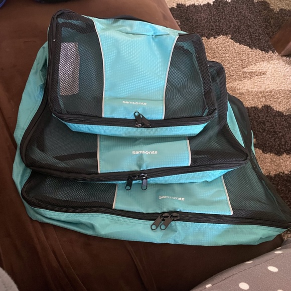 Samsonite Set of Three Travel Bags NWOT - Picture 6 of 8